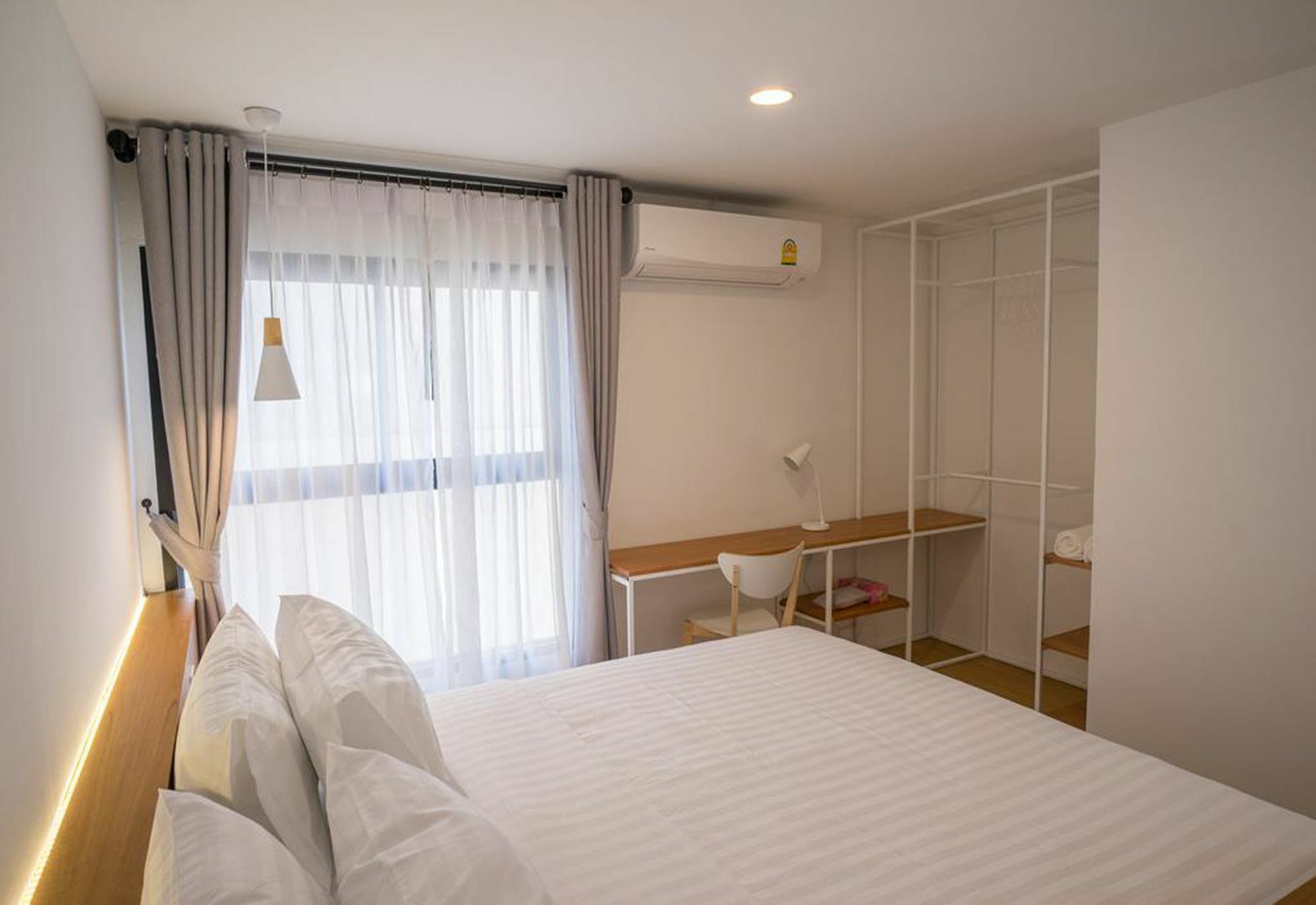 7 Days Asleep Hotel Csiangmaj Kültér fotó